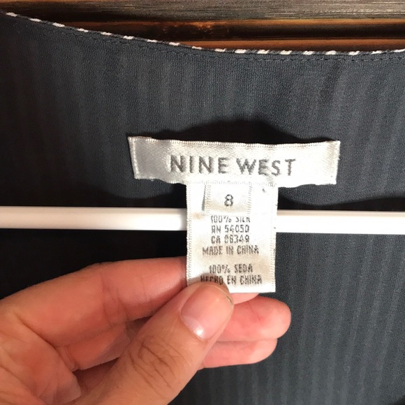 Nine west breathable blue and white top - Picture 3 of 3